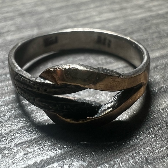 Cute 18k & 925 sterling silver ring - Picture 2 of 6